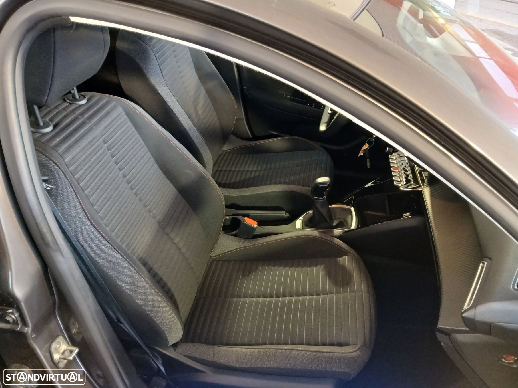 Peugeot 208 1.2 PureTech Active Pack - 8