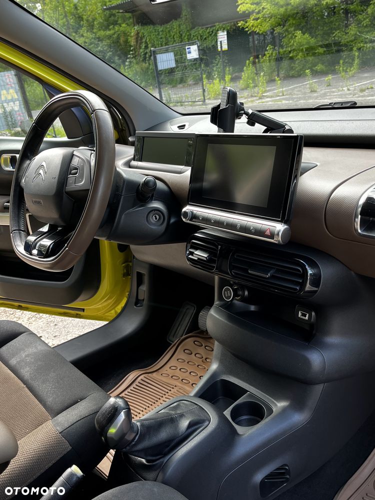 Citroën C4 Cactus 1.2 PureTech Shine Edition S&S - 29