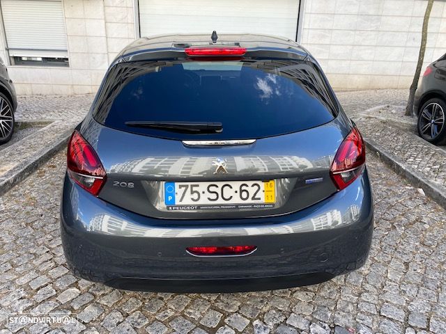 Peugeot 208 1.2 PureTech Style - 11