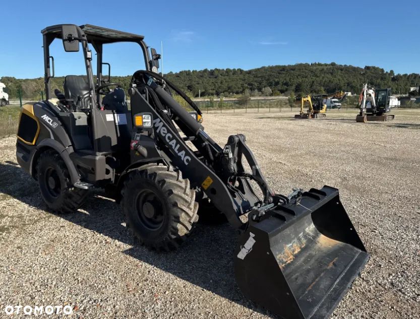 Mecalac MCL8 - 2