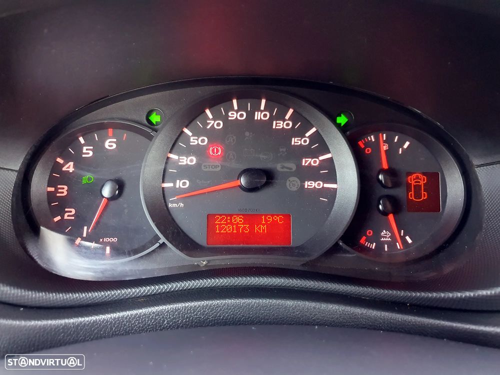 Renault Master III Fase II 2.3 dCi L2H3 3.5T - 32