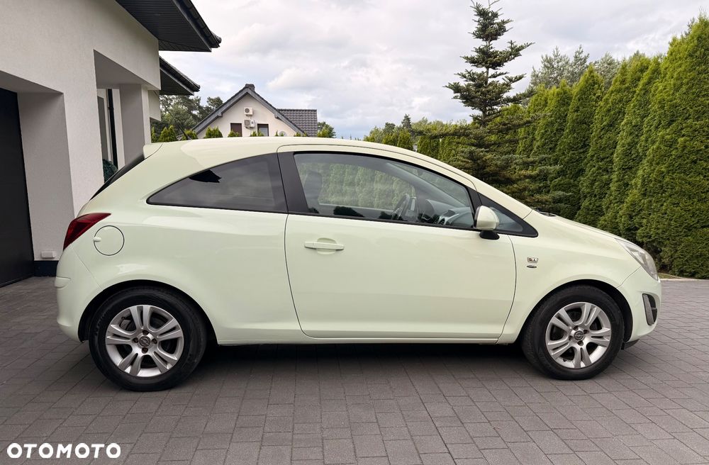 Opel Corsa - 8