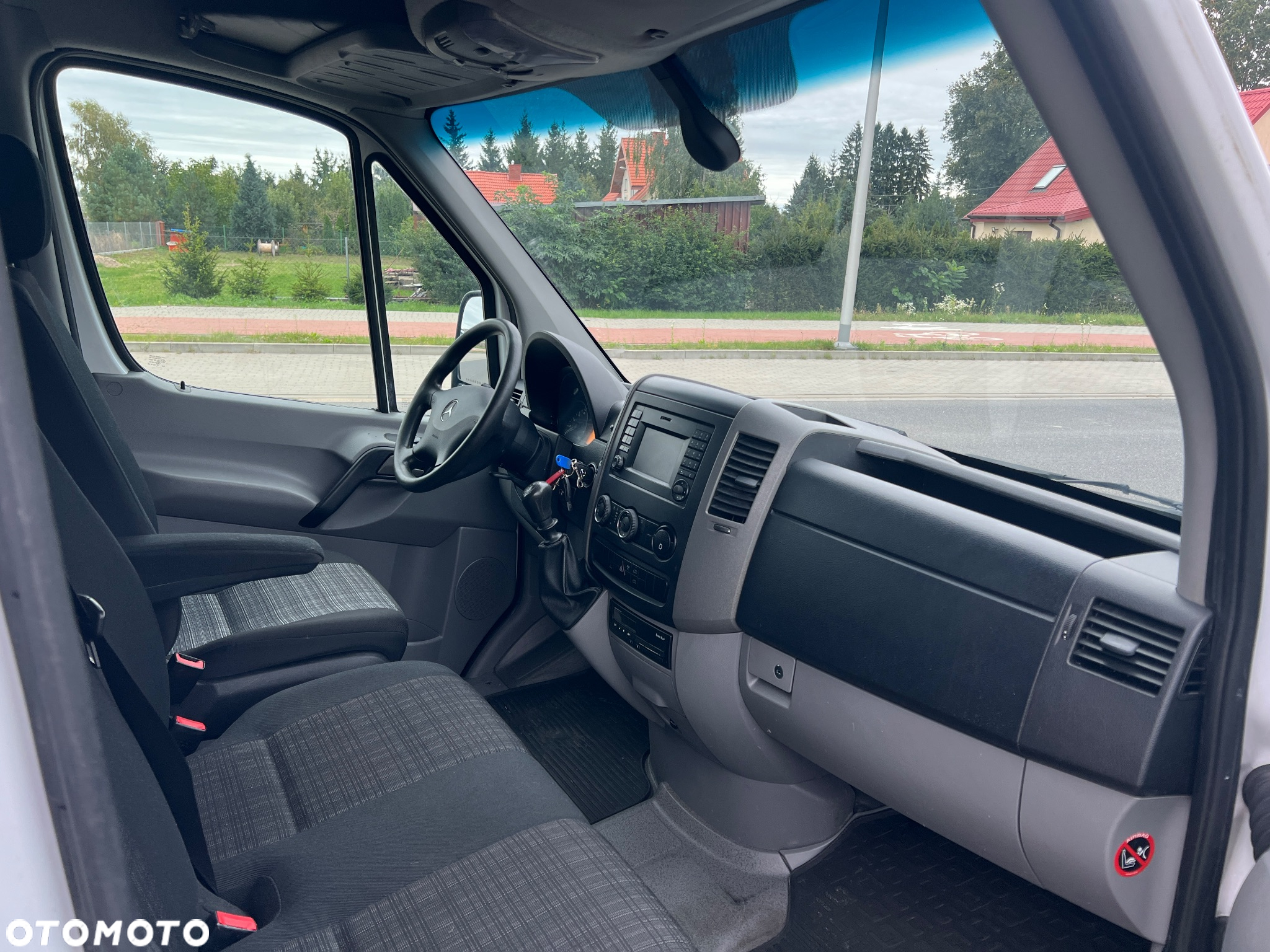 Mercedes-Benz Sprinter - 19
