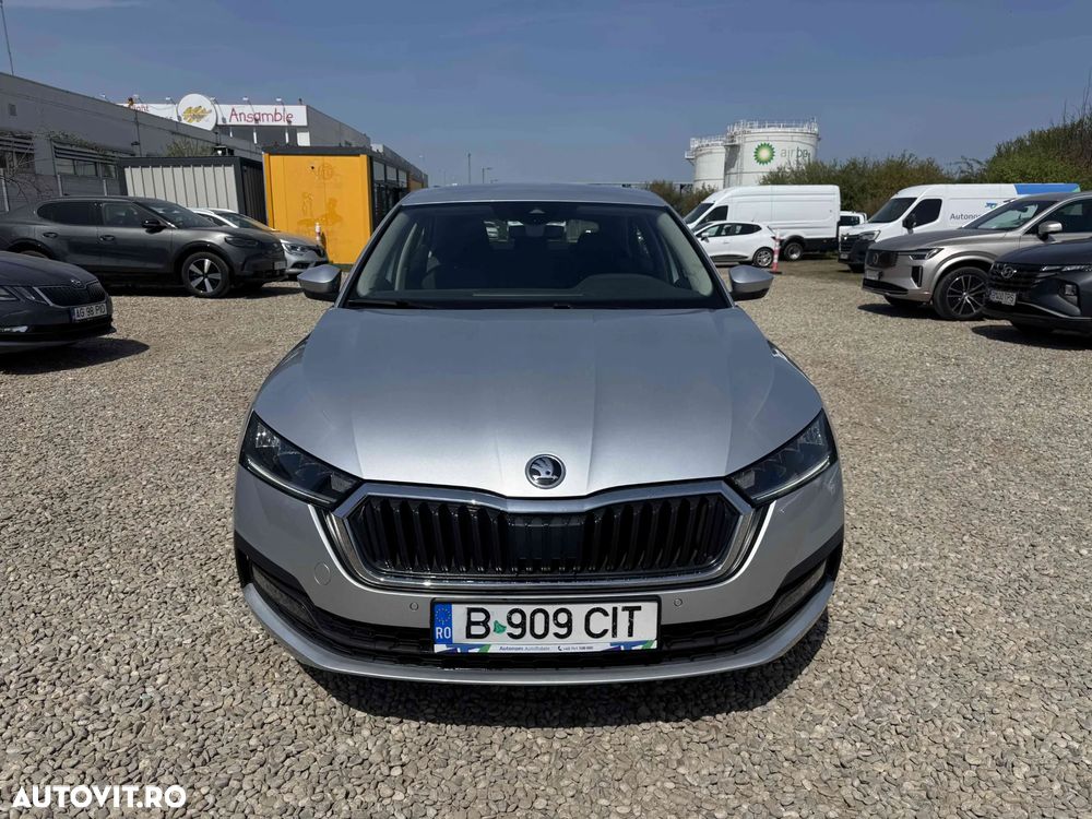 Skoda Octavia - 2