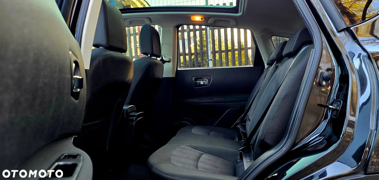Nissan Qashqai 2.0 CVT lounge - 18