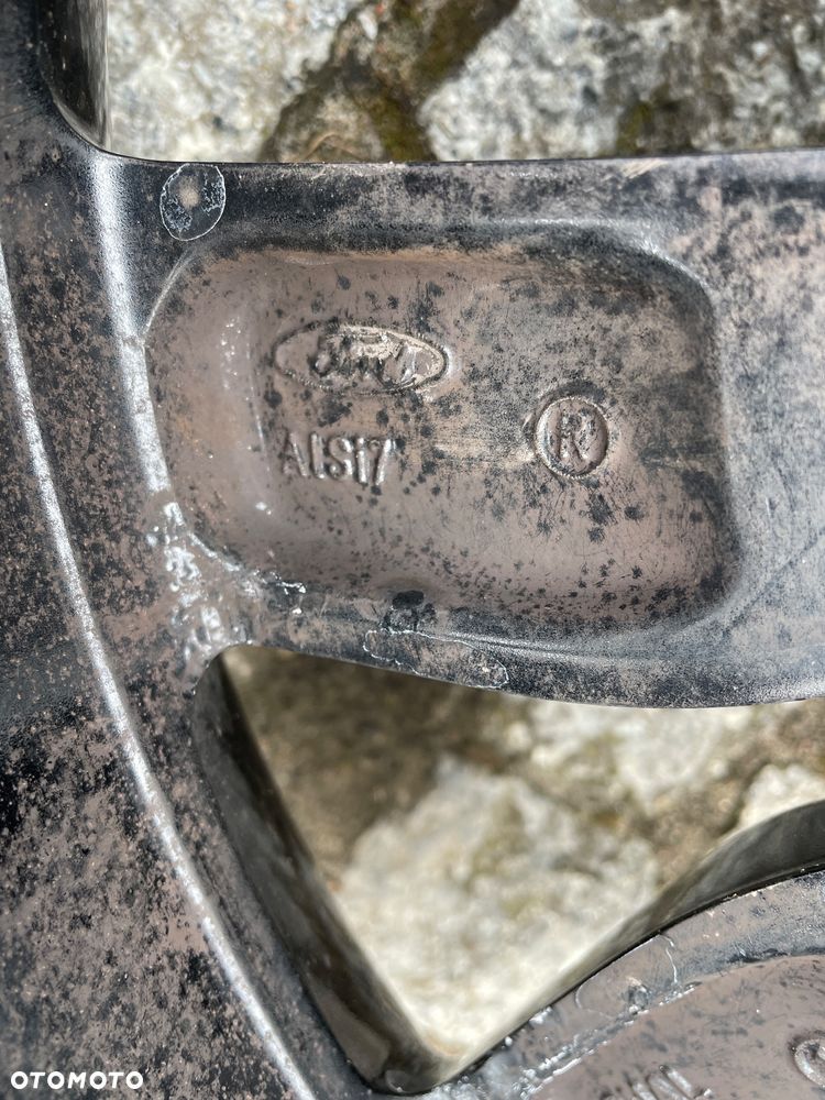 4 x Kola  Felgi z oponami  Ford Kuga lift 2017-  MK2 5x108  8j x 19  et 52,5 - 8