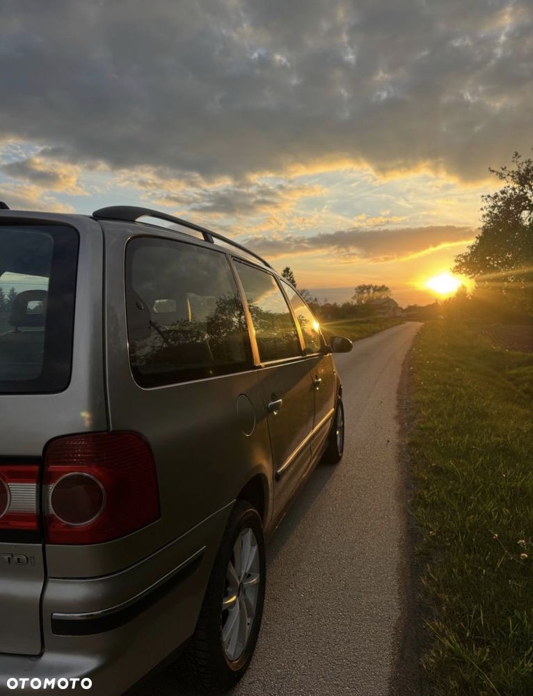 Volkswagen Sharan - 6
