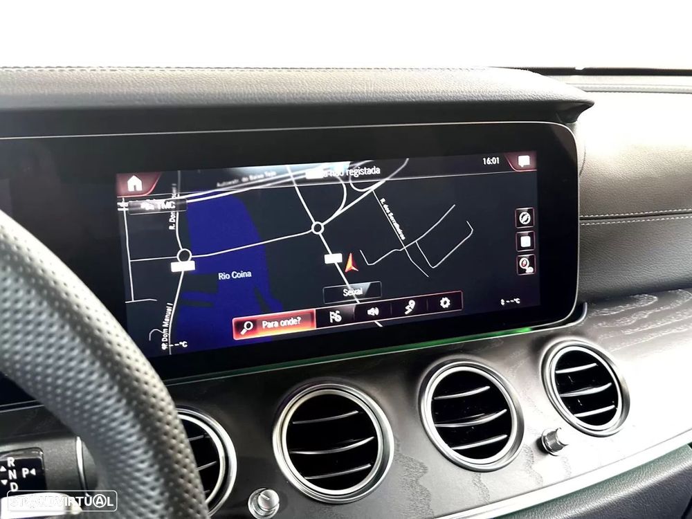 Mercedes-Benz E 300 de 4Matic 9G-TRONIC AMG Line - 28