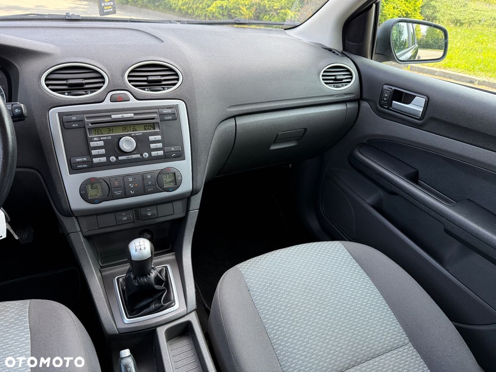 Ford Focus 1.6 TDCi Sport - 26