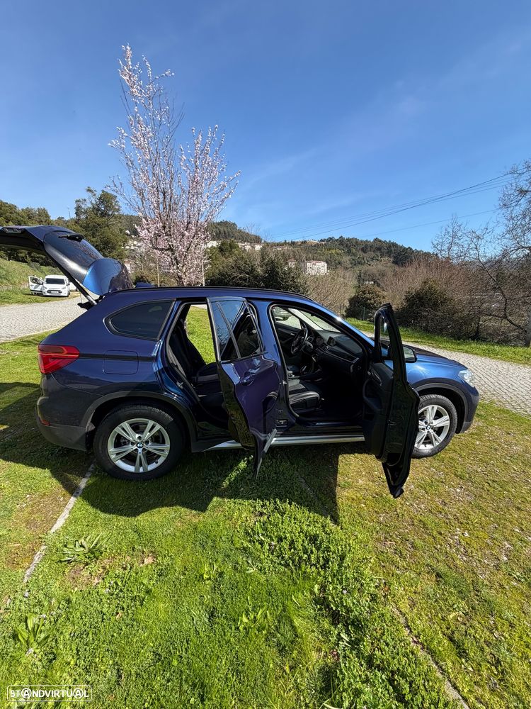 BMW X1 16 d sDrive Auto Line Sport - 12