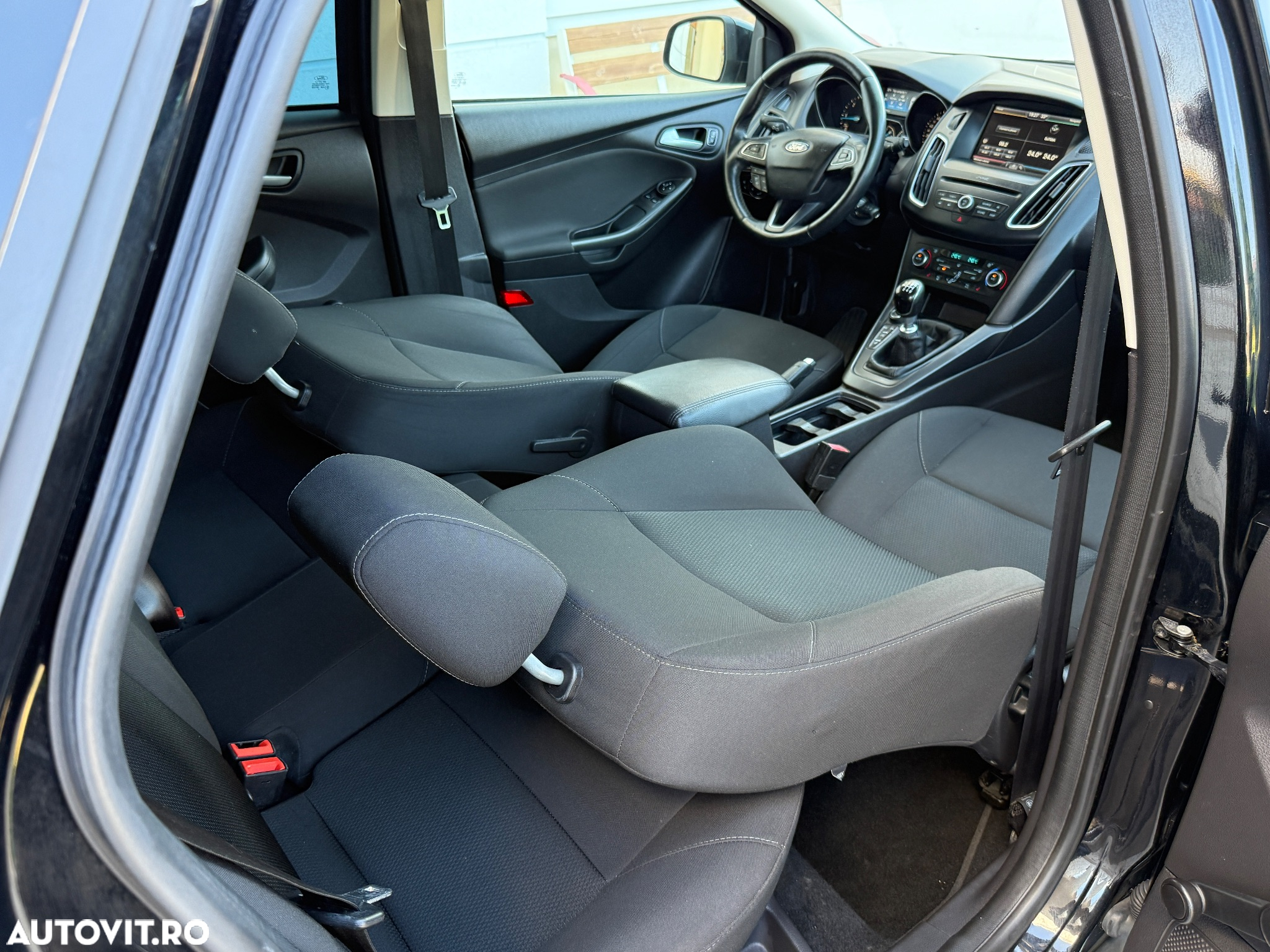 Ford Focus - 9