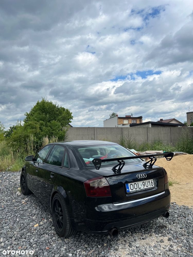 Audi A4 ver-1-8t - 6