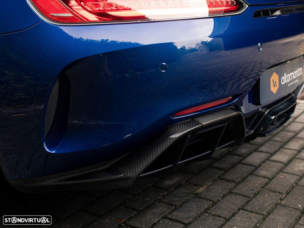 Mercedes-Benz AMG GT R - 22
