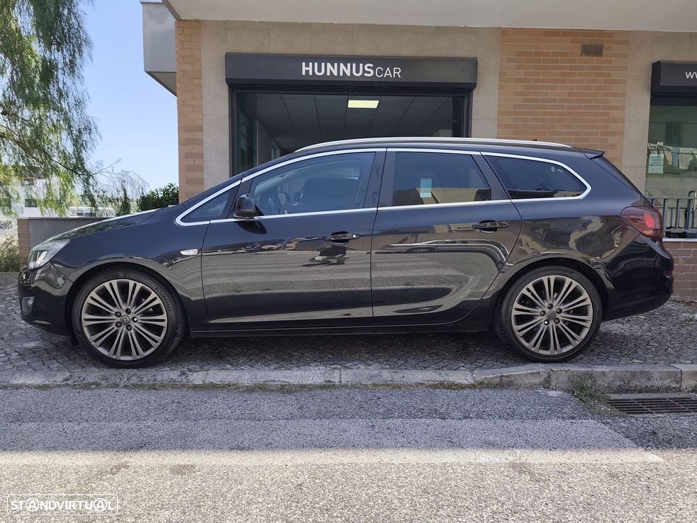 Opel Astra Sports Tourer 1.6 T Cosmo - 4