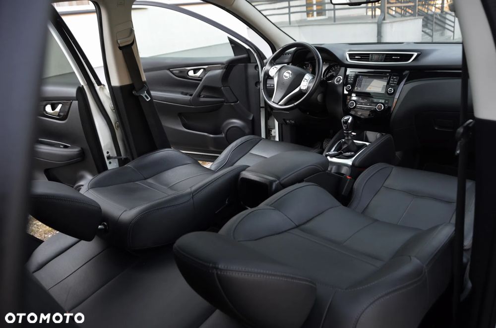 Nissan Qashqai 1.6 DCi 4x4 Tekna+ - 5