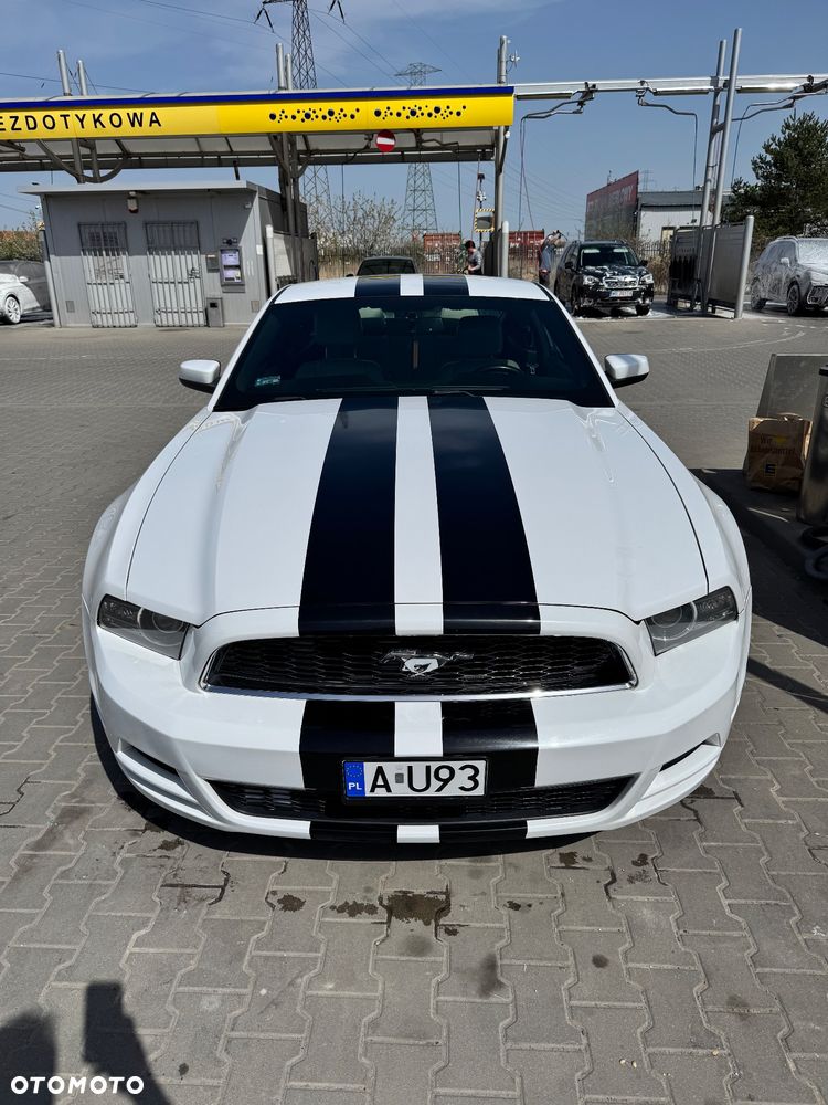 Ford Mustang 3.7 V6 Premium - 1