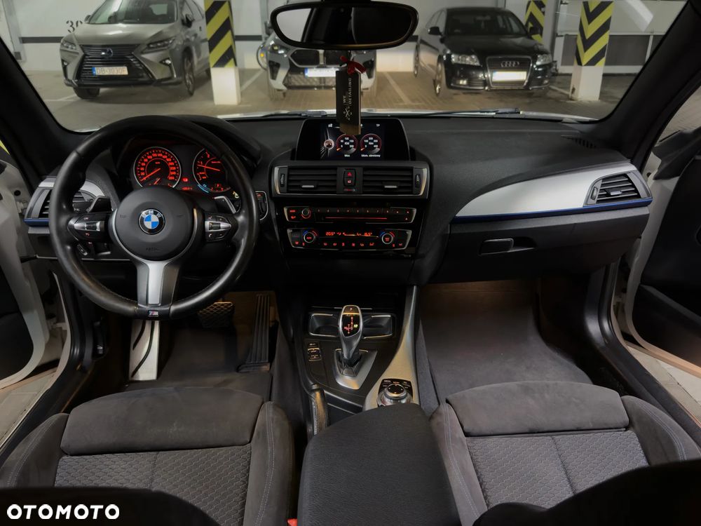 BMW Seria 2 220d M Sport - 11