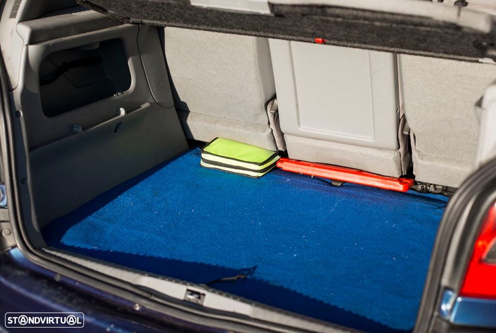 Renault Scénic 1.4 16V Conquest - 9