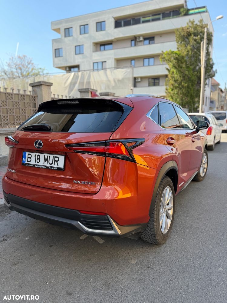 Lexus Seria NX - 4