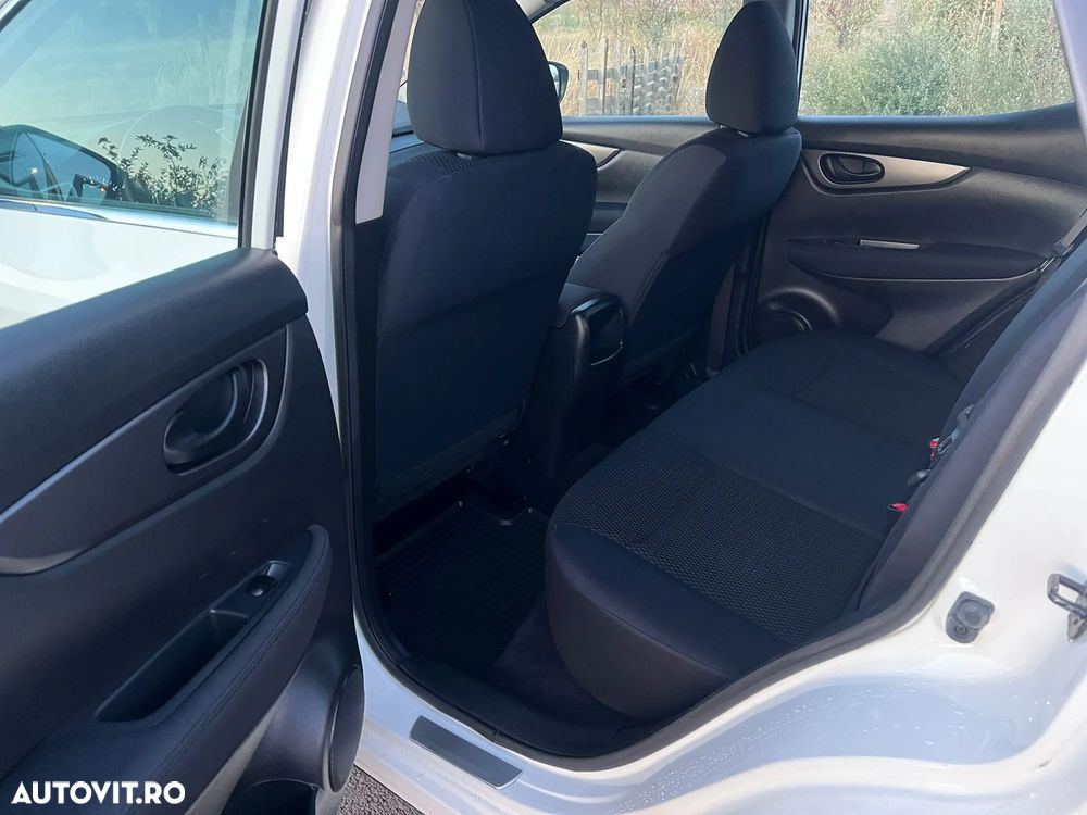 Nissan Qashqai 1.2 DIG-T N-Connecta - 8