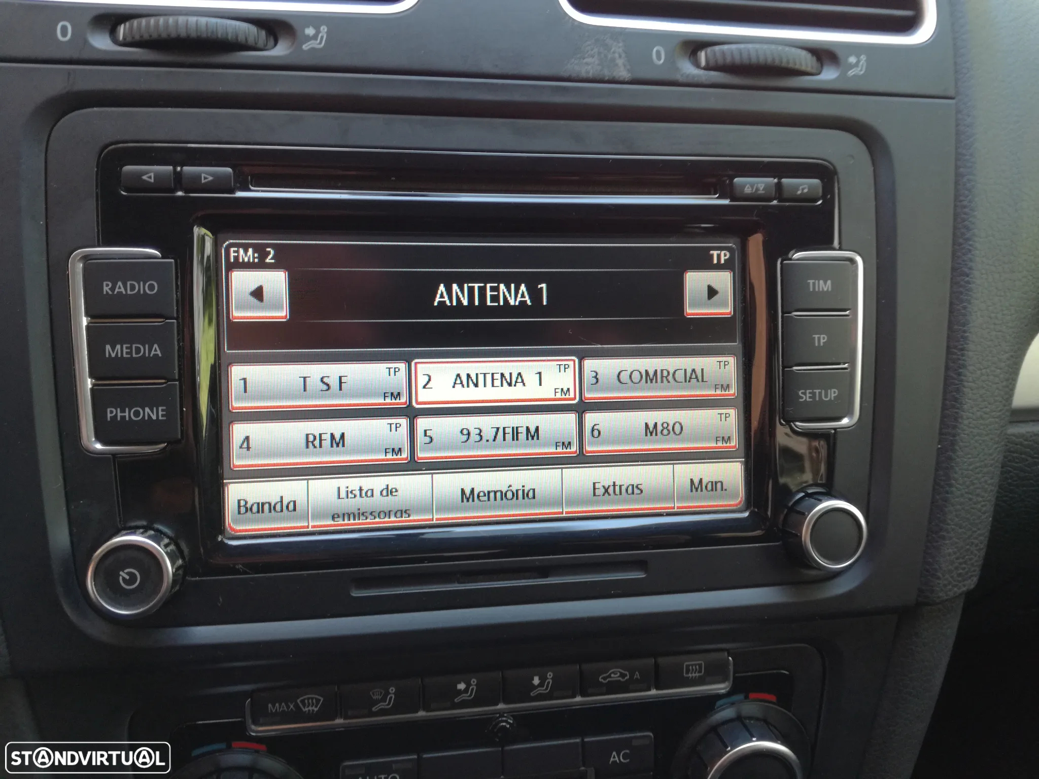 VW Golf 2.0 TDi Highline - 21