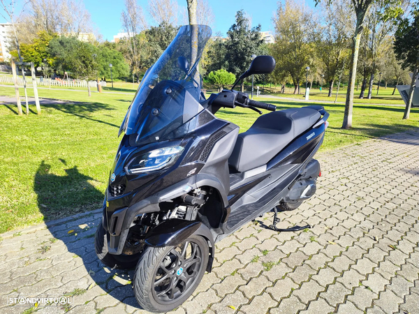 Piaggio MP3  400