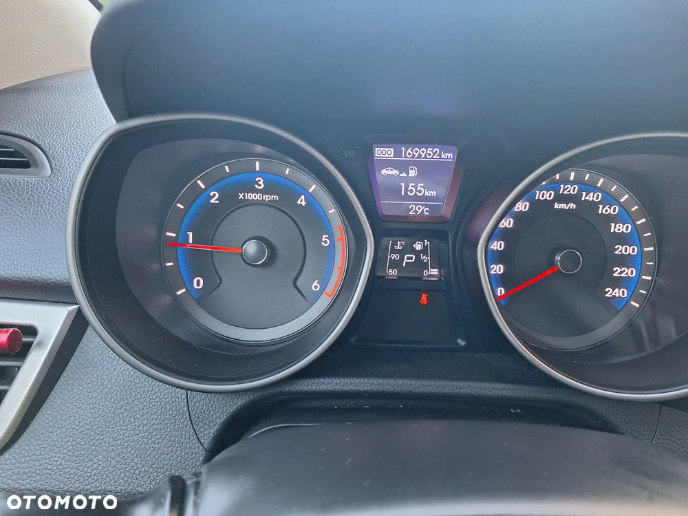Hyundai i30 1.6 CRDi Comfort - 11