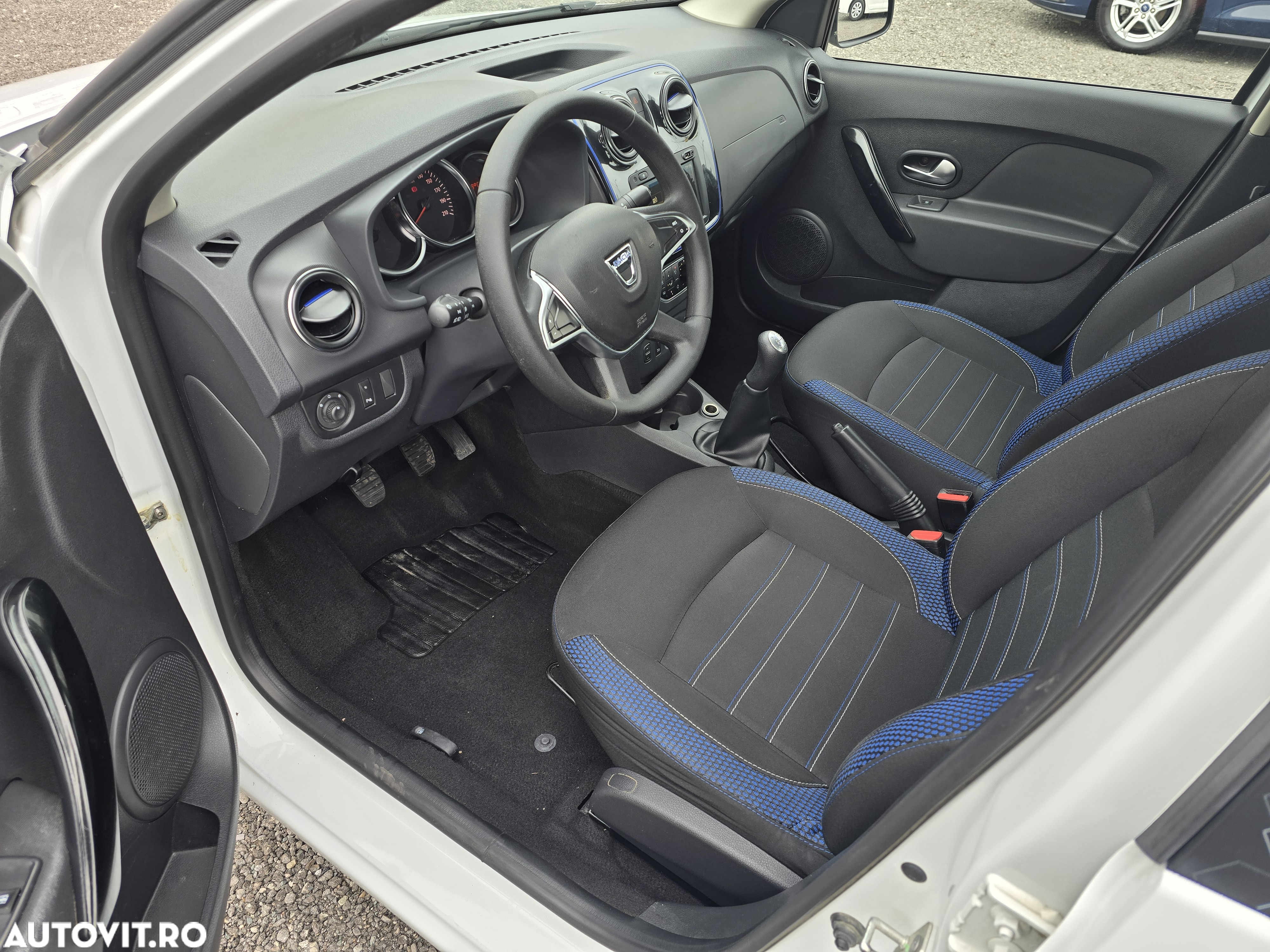 Dacia Logan - 12