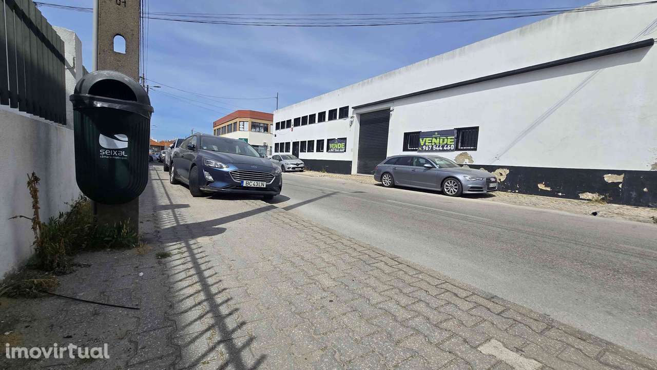 Armazem casal do marco com 800 m2 - Grande imagem: 2/2