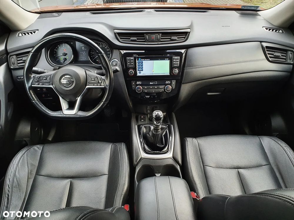 Nissan X-Trail 1.6 DIG-T Tekna 2WD - 16