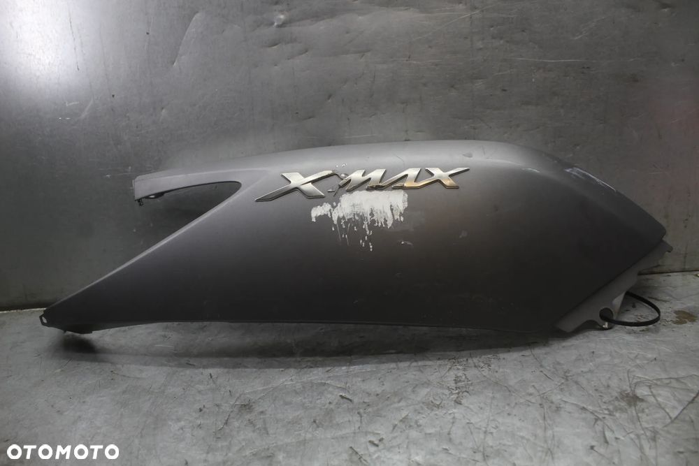 Yamaha Xmax X Max 125 12r Bok boczek owiewak ogon prawy - 1
