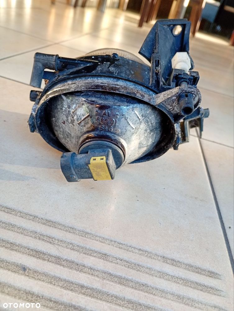 Halogen lewy BMW e39 polift - 4