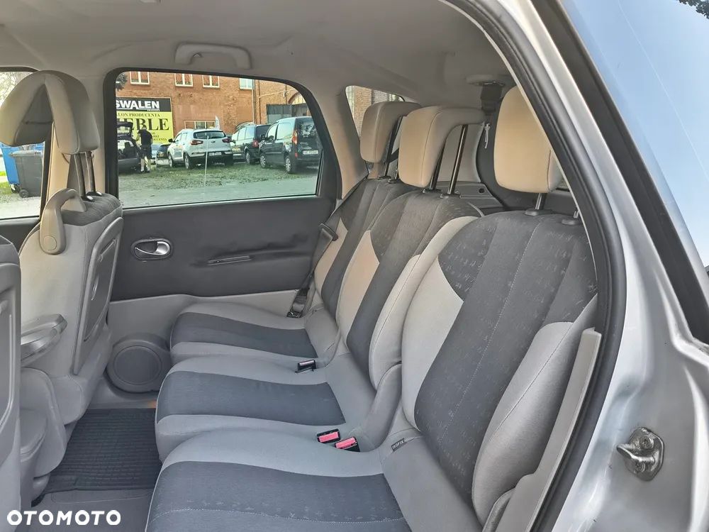 Renault Scenic 1.6 16V Confort Authentique - 20