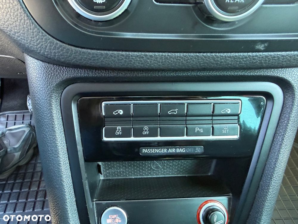 Volkswagen Sharan 2.0 TDI 4Motion BlueMotion Technology Highline - 25