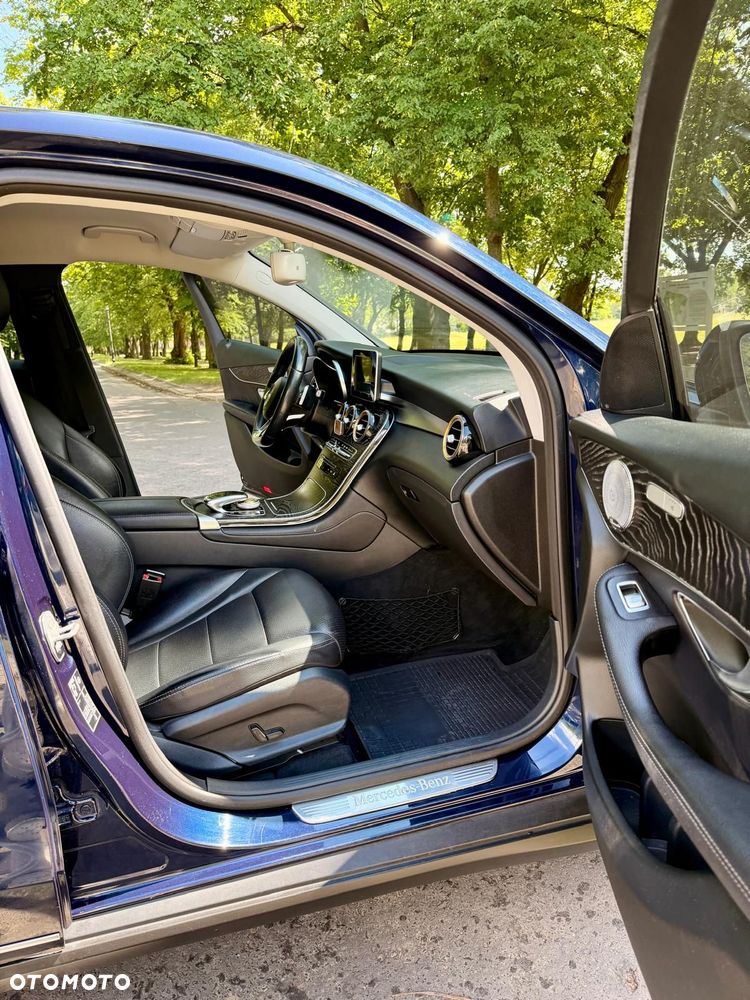 Mercedes-Benz GLC - 9