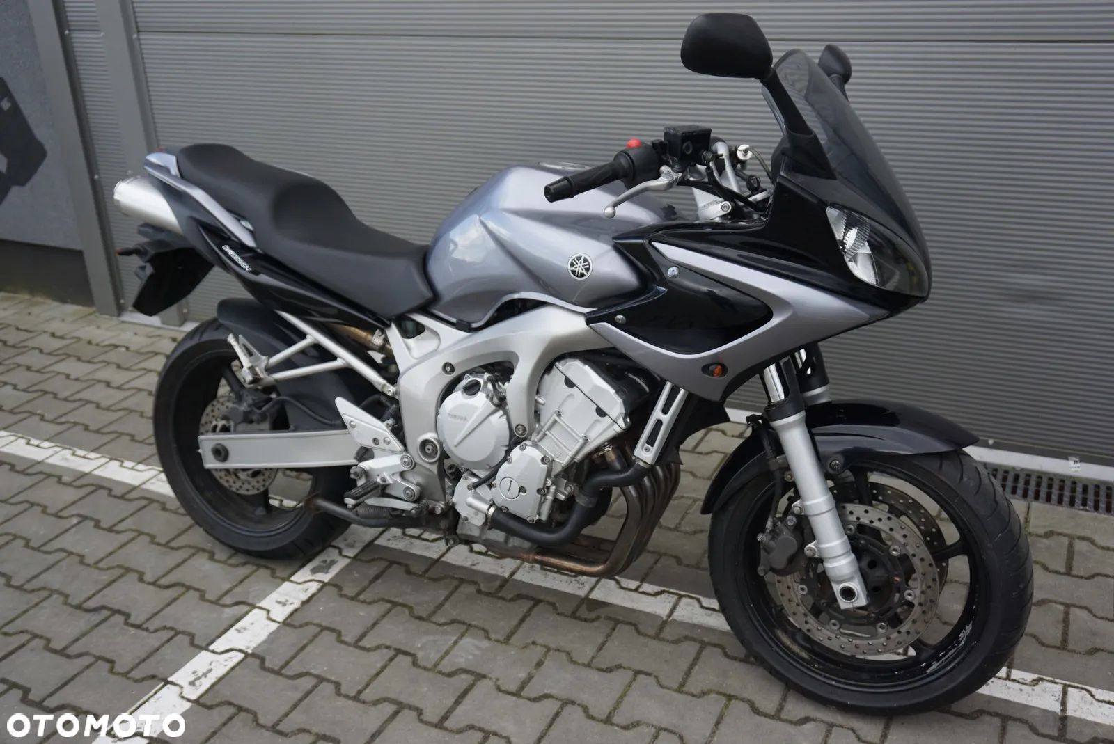 Yamaha FZ - 1