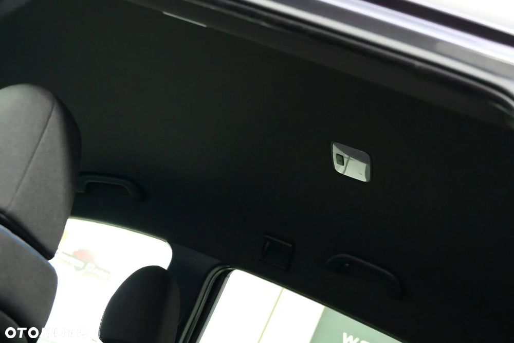 Hyundai i30 blue 1.6 CRDi DCT Passion - 30