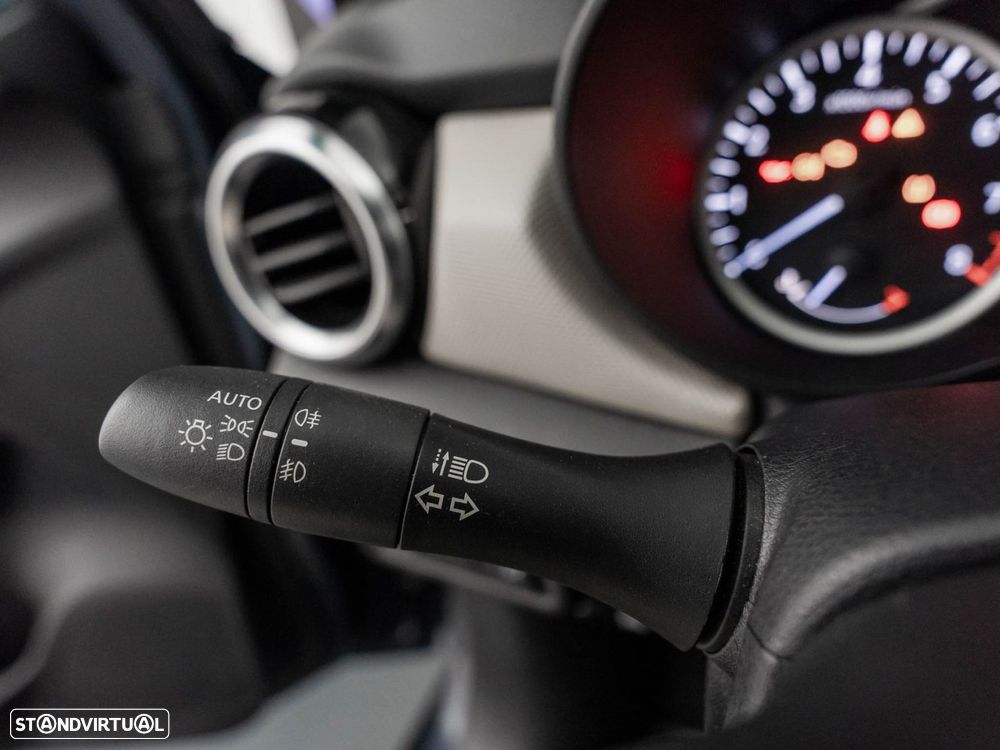 Nissan Micra 1.0 IG-T N-Connecta - 17