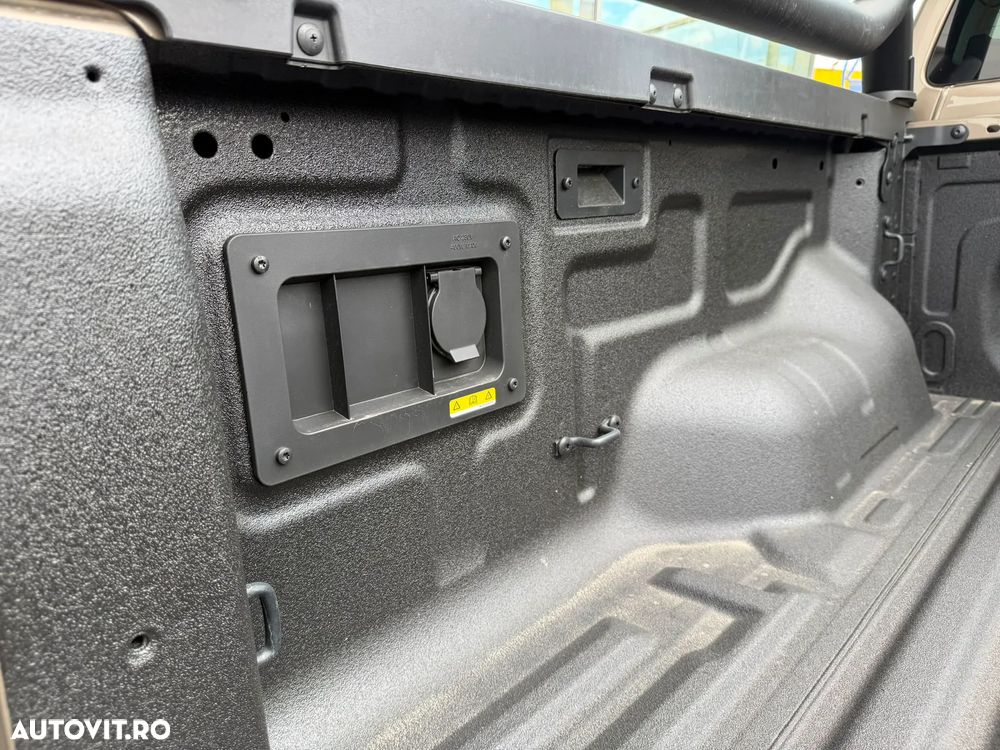 Volkswagen Amarok 3.0 TDI 241 CP 4M 10AT PanAmericana - 9