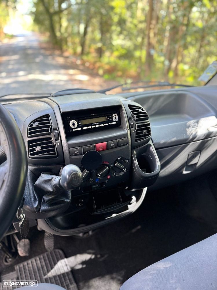 Citroën Jumper 2.8 HDi - 35LH - 21