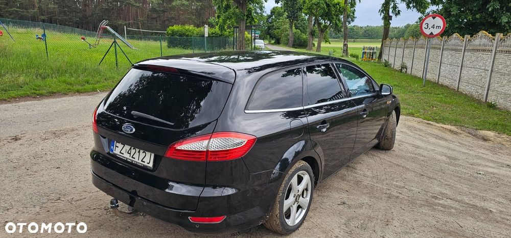 Ford Mondeo - 4