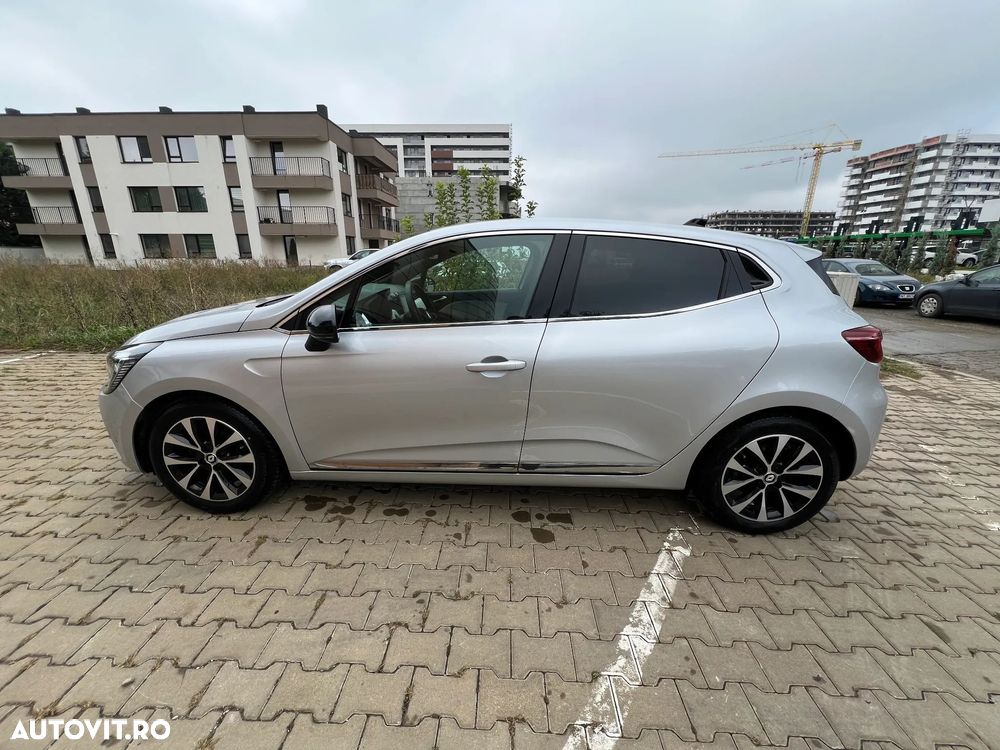 Renault Clio - 8