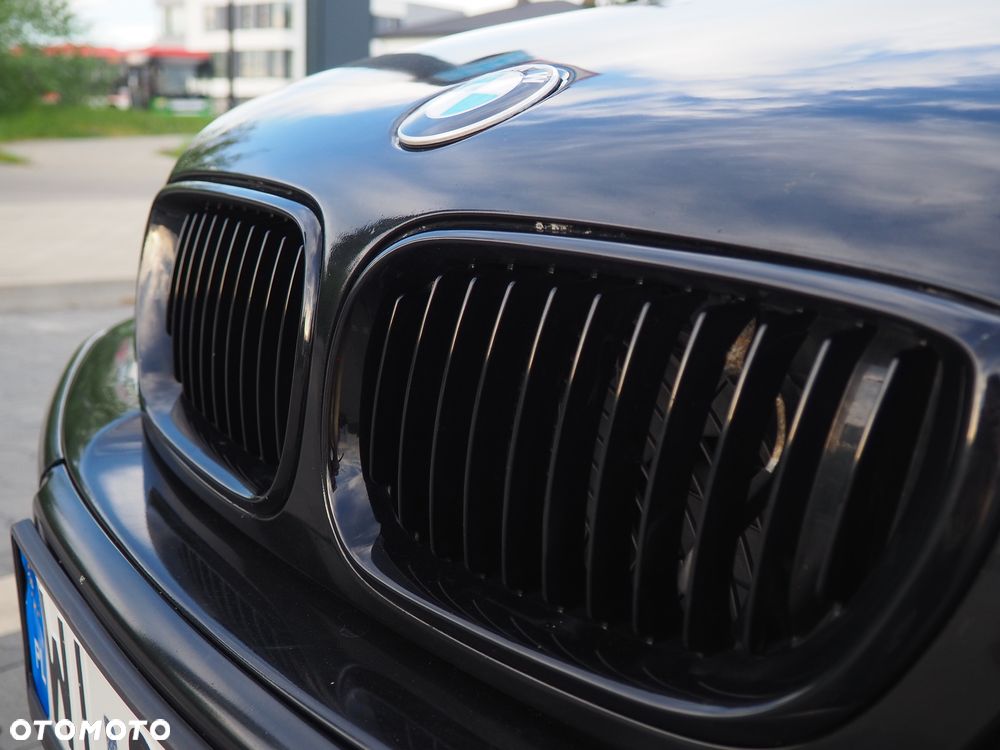 BMW Seria 3 330i - 3