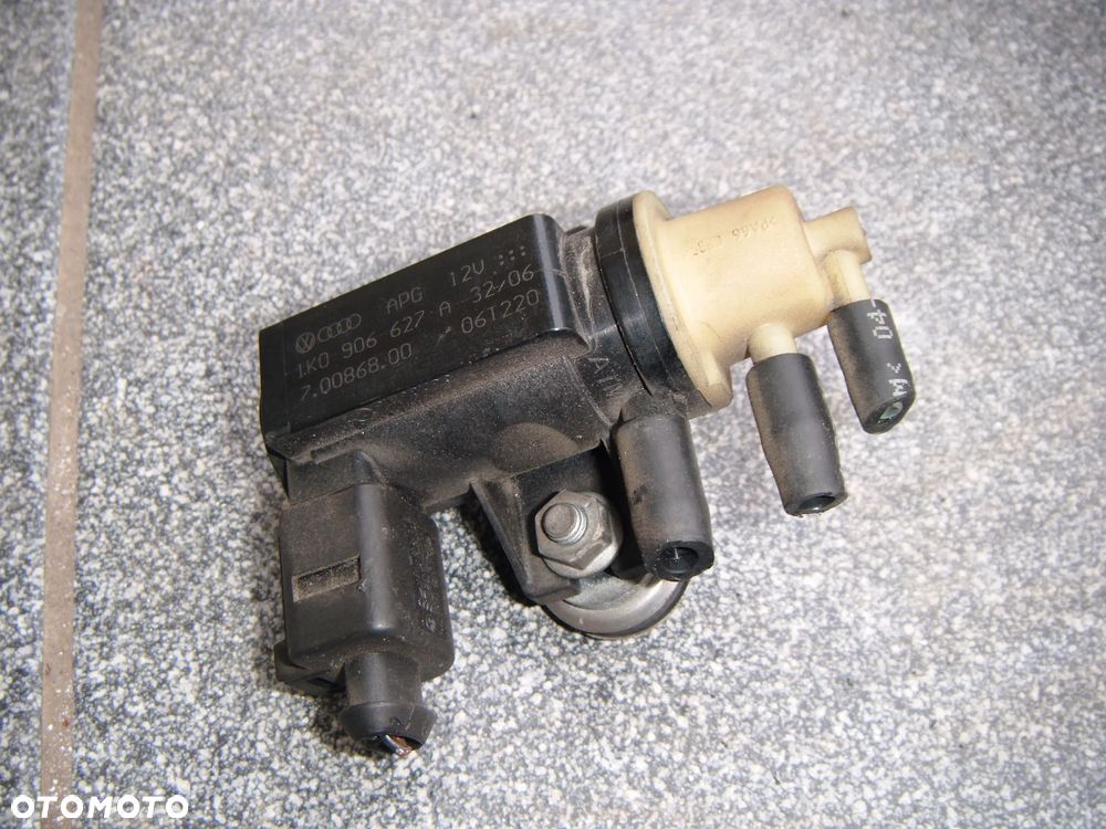 vw golf V 1.9 tdi zawór podciśnienia 1k0906627a - 1