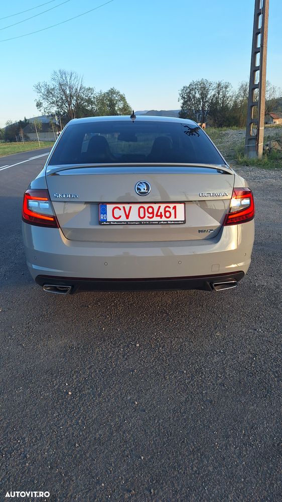 Skoda Octavia 2.0 TDI RS DSG - 5