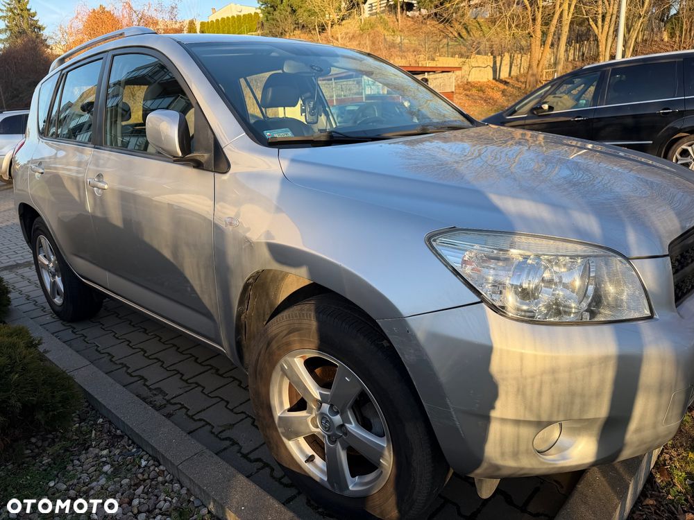 Toyota RAV4 2.0 4x4 - 6