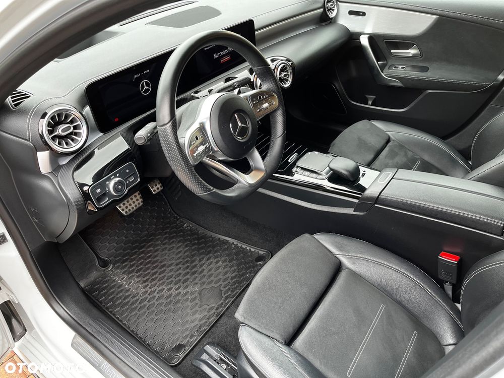 Mercedes-Benz Klasa A 200 7G-DCT Edition 2020 - 40
