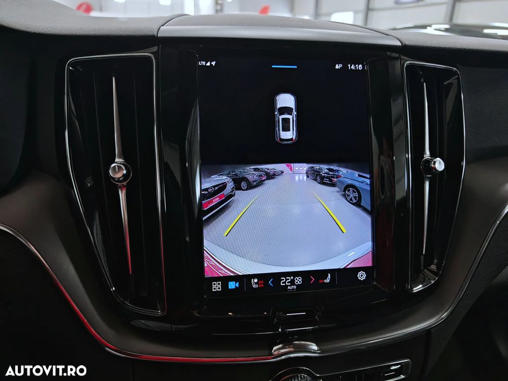 Volvo XC 60 B4 D AWD Core - 13