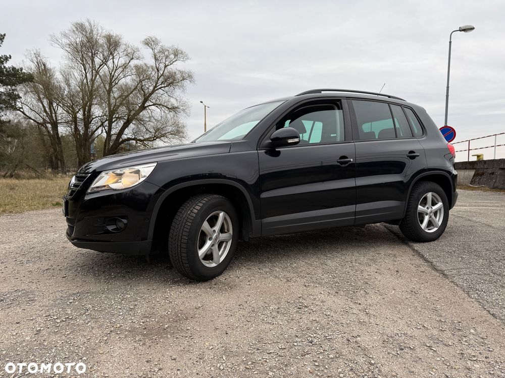 Volkswagen Tiguan 1.4 TSI BlueMotion Technology Exclusive - 2