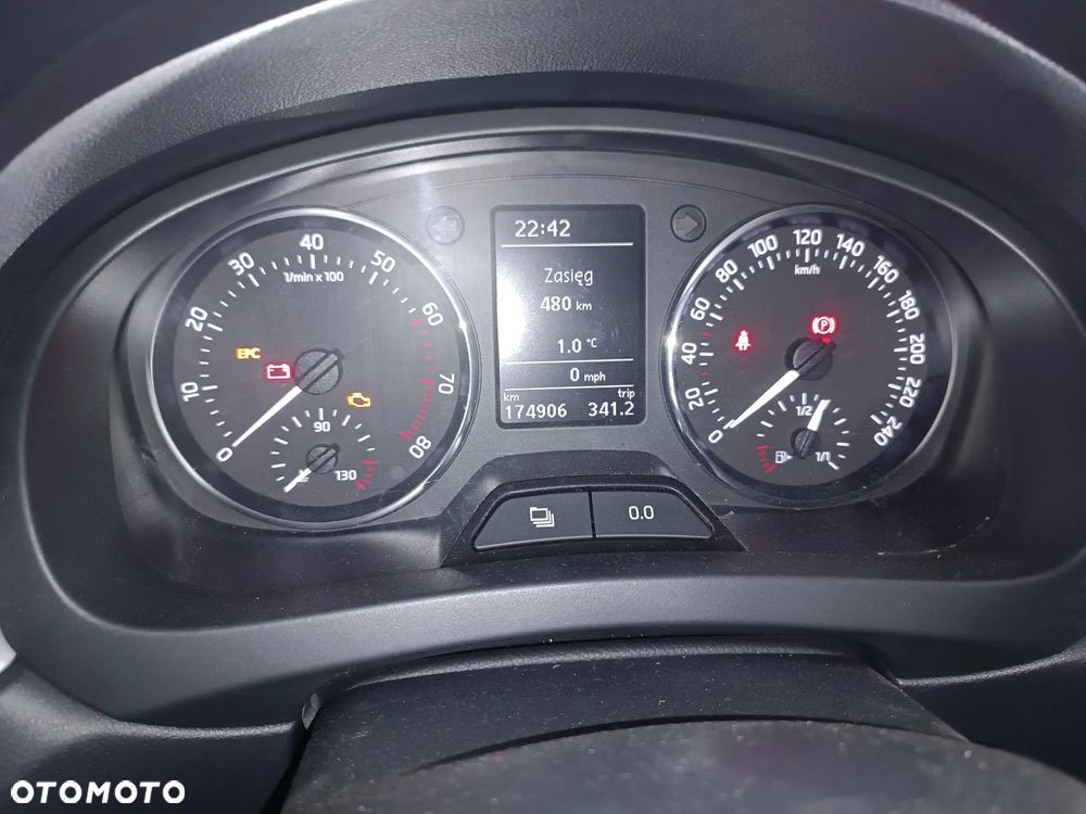 Skoda RAPID 1.2 TSI Edition - 3